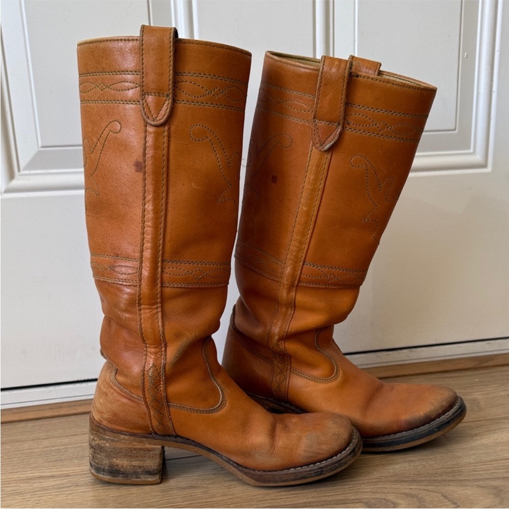 Vintage 70s Longhorn Stitched
Campus Frye Style Boots
Women's 8 - Picture 6 of 8